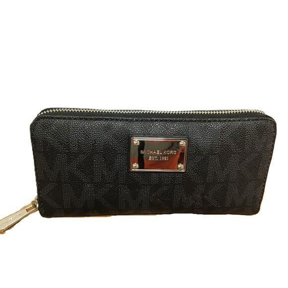 Michael Kors Jet Set Monogram Continental Zip Around Wallet Vintage - Picture 9 of 9